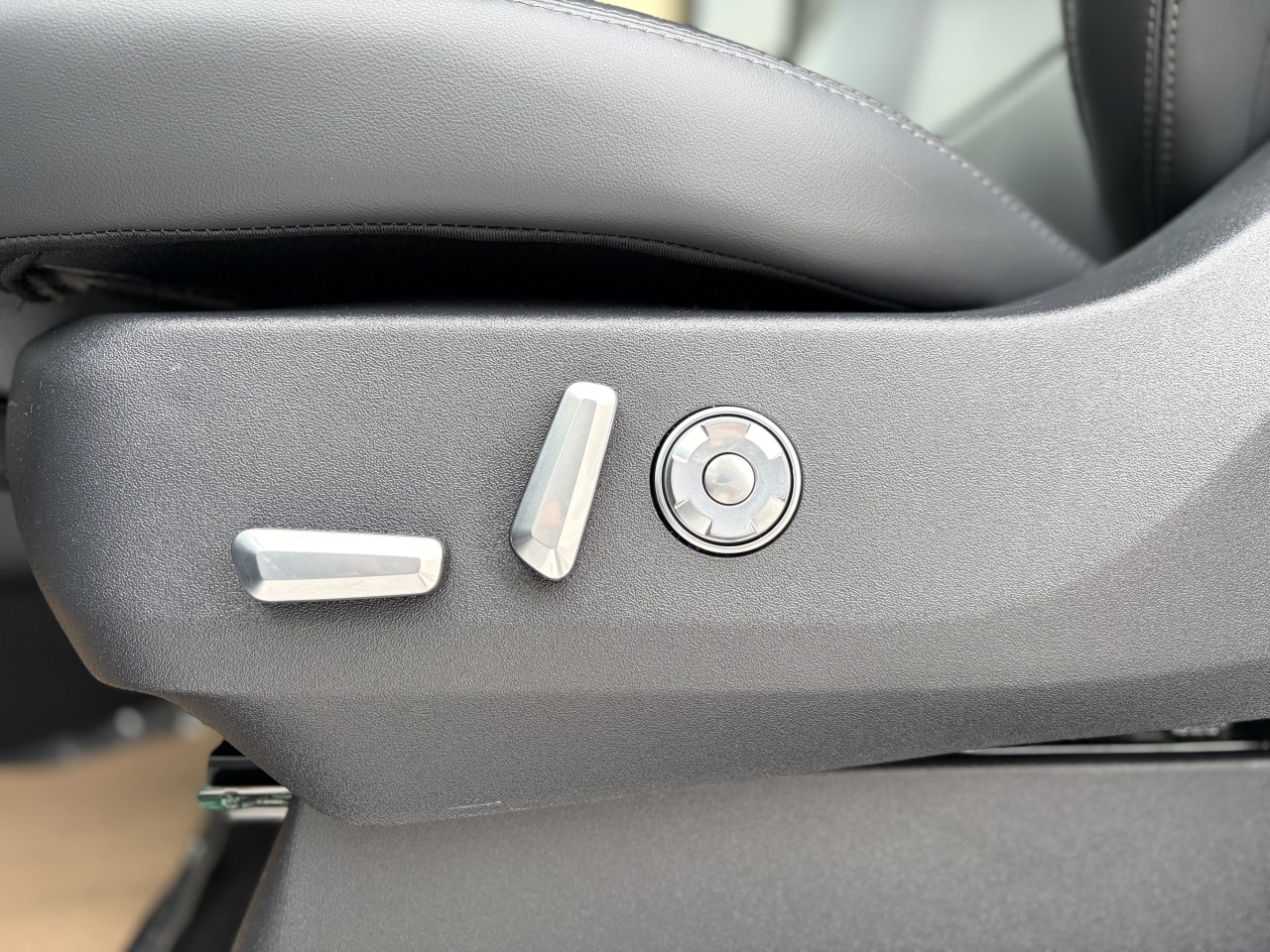 2026 Lincoln Navigator Reserve Main Image