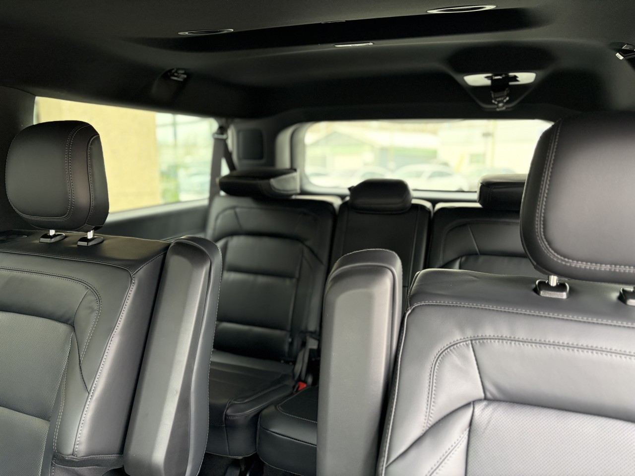 2026 Lincoln Navigator Reserve Main Image