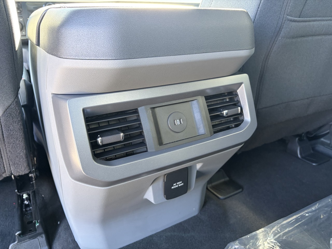 2026 Ford F-250 Super Duty XLT Main Image