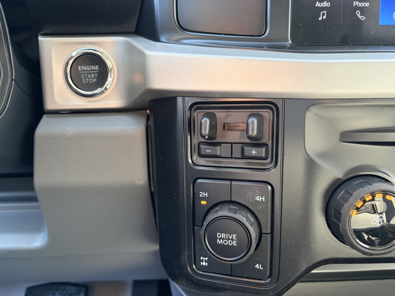 2026 Ford F-250 Super Duty XLT Main Image