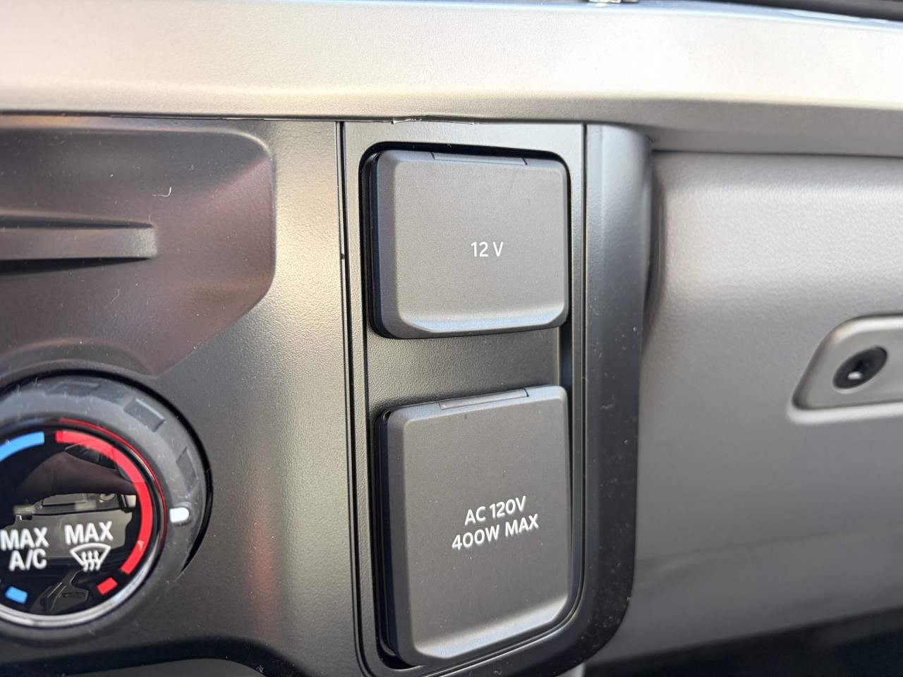 2026 Ford F-250 Super Duty XLT Main Image
