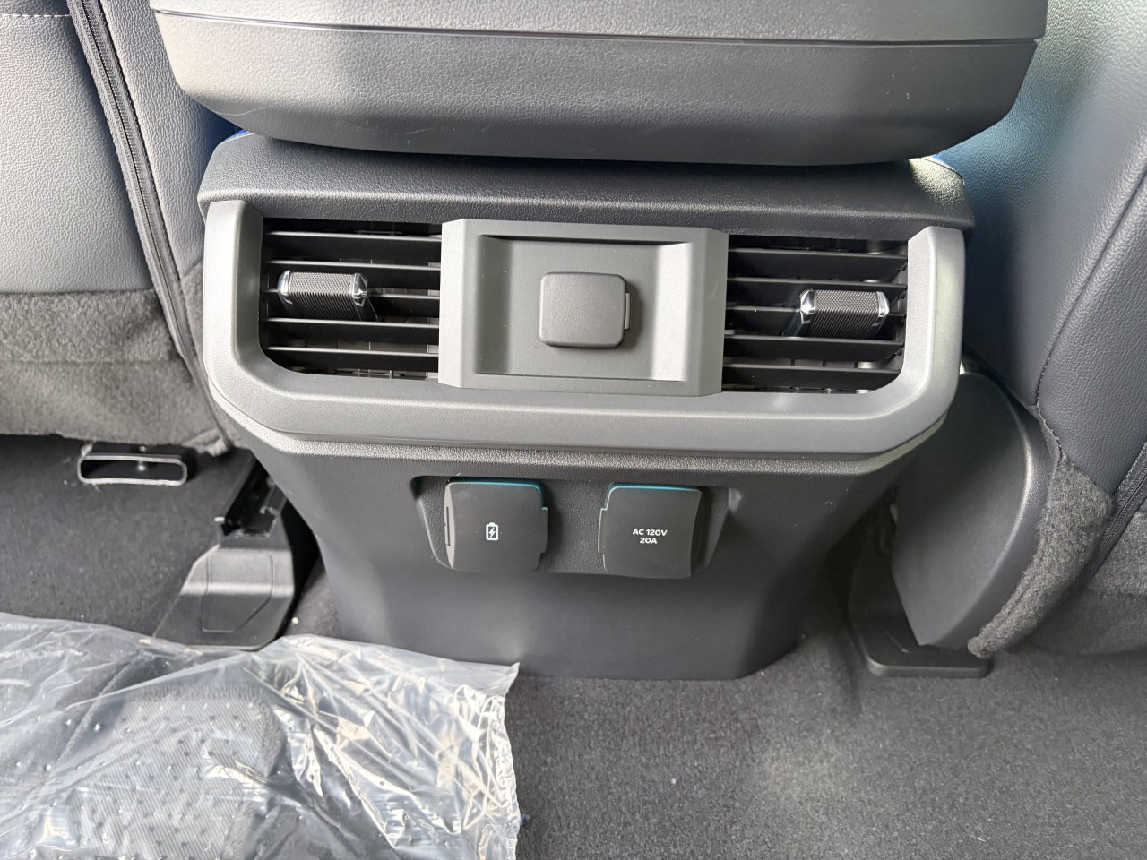 2026 Ford F-150 XLT 303A Main Image