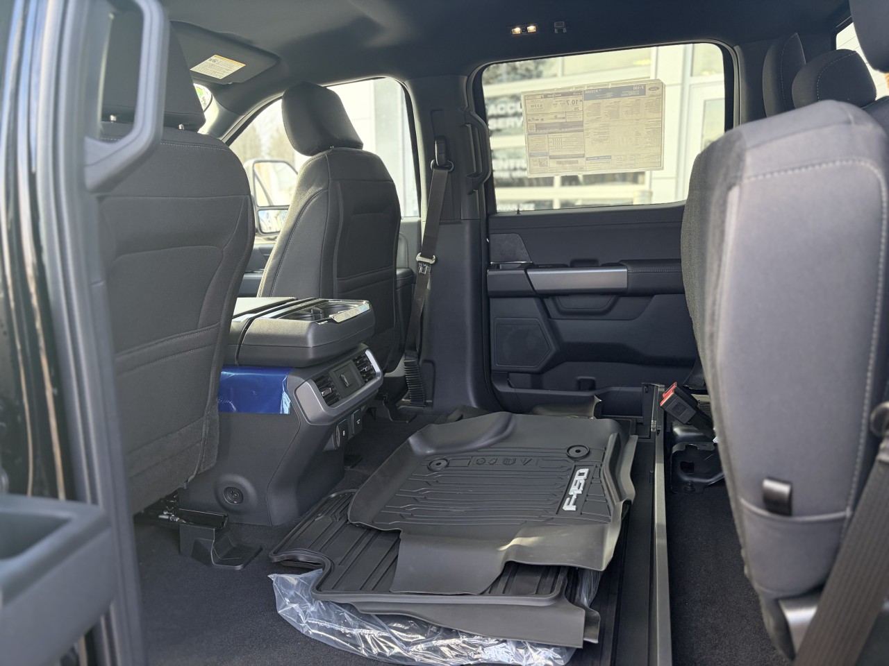 2026 Ford F-150 XLT 302A HYBRIDE POWERBOOST Main Image