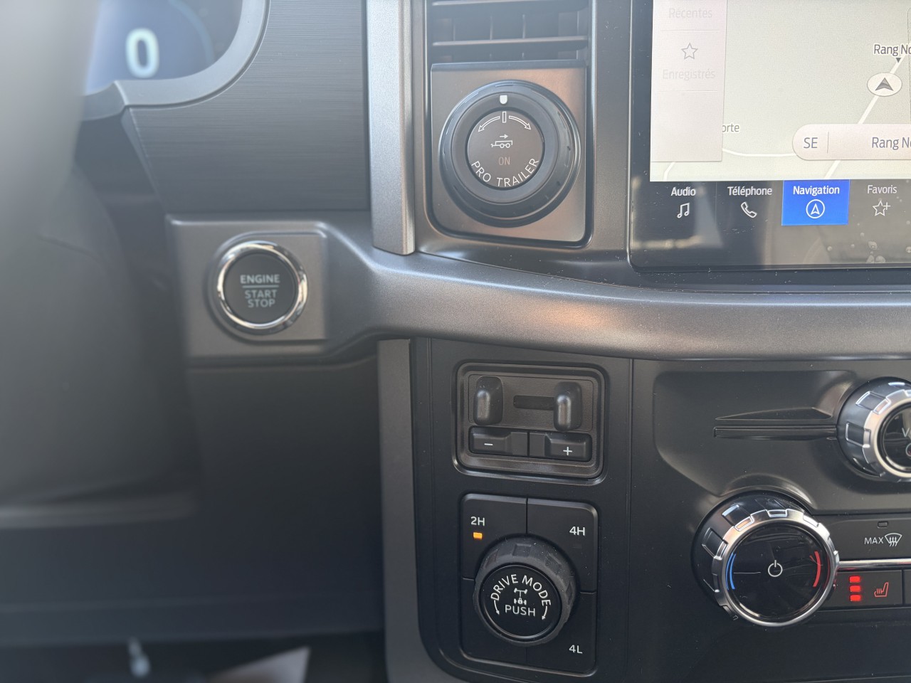 2026 Ford F-150 XLT 302A HYBRIDE POWERBOOST Main Image