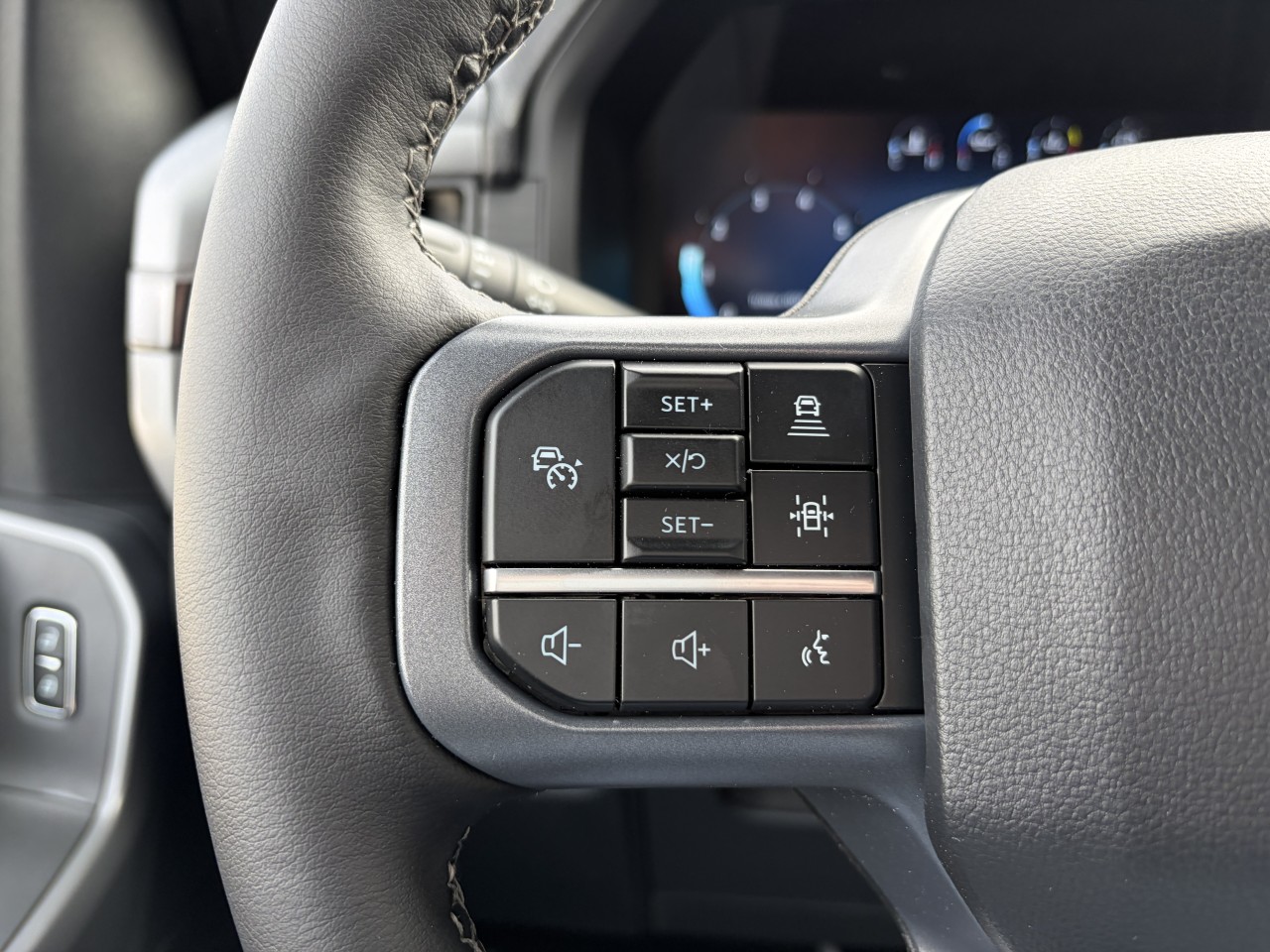 2026 Ford F-150 XLT Main Image