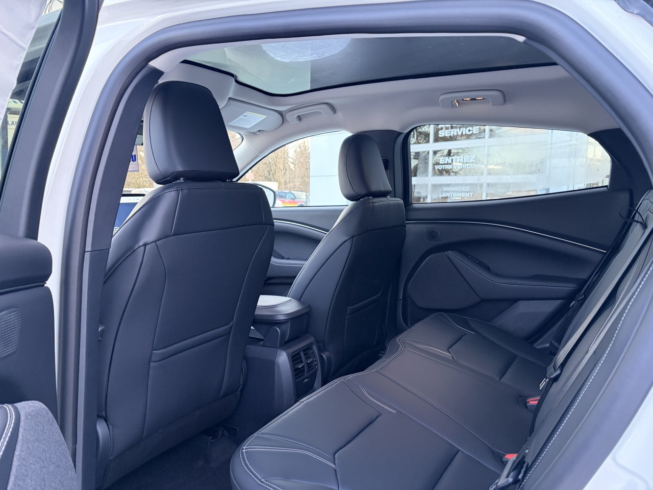 2025 Ford Mustang Mach-E PREMIUM EXTENDED BATTERY TOIT PANORAMIQUE Main Image