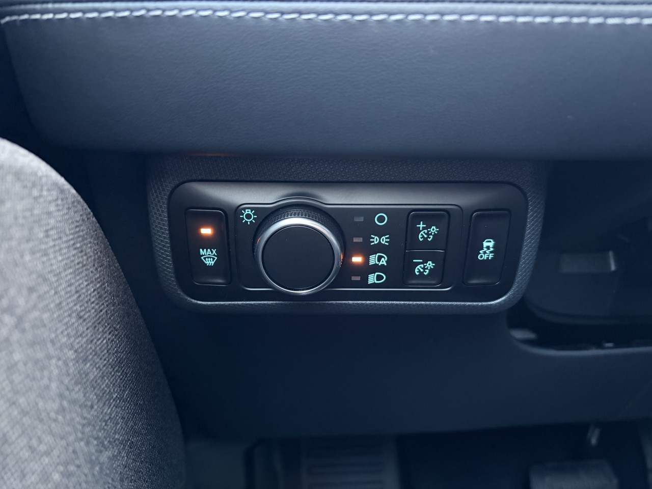 2025 Ford Mustang Mach-E PREMIUM EXTENDED BATTERY TOIT PANORAMIQUE Main Image