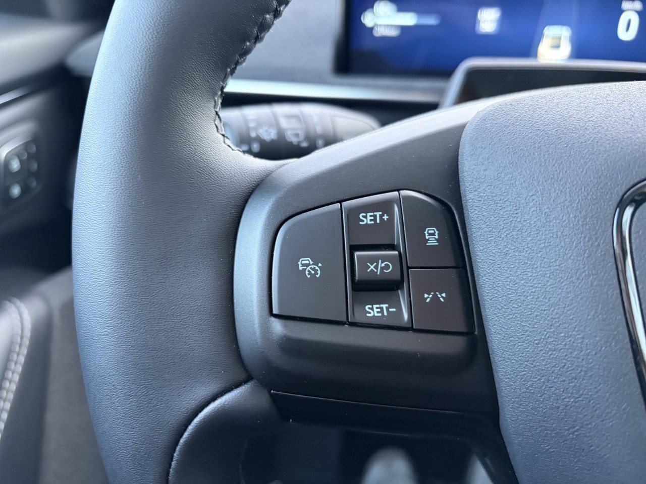 2025 Ford Mustang Mach-E PREMIUM EXTENDED BATTERY TOIT PANORAMIQUE Main Image