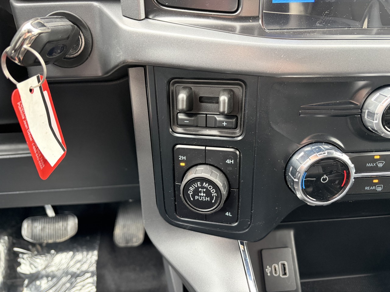 2026 Ford F-150 XLT 301A HYBRIDE POWERBOOST Main Image