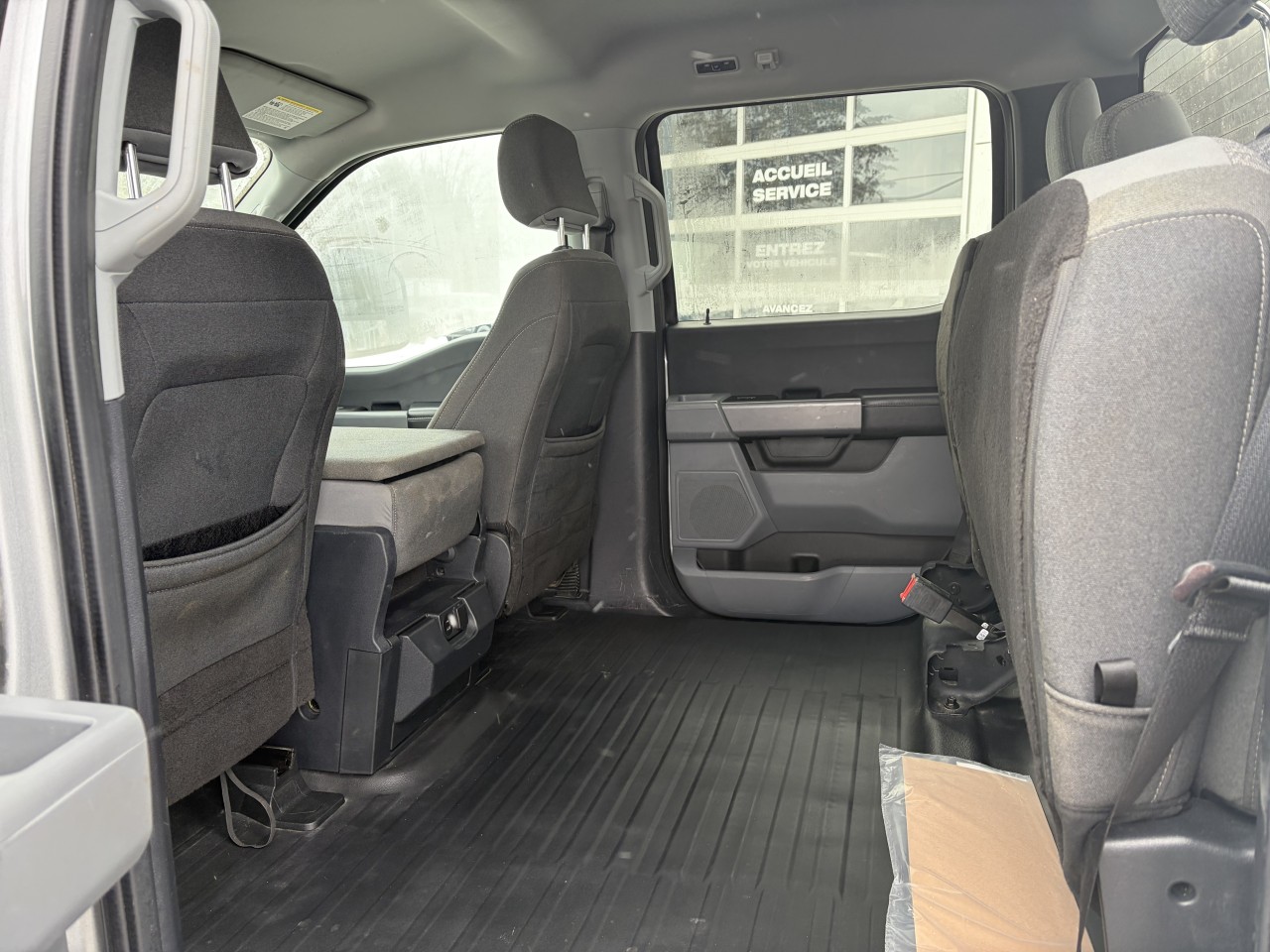 2022 Ford F-150 XLT 300A SYNC4 ENSEMBLE REMORQUAGE MAX Main Image