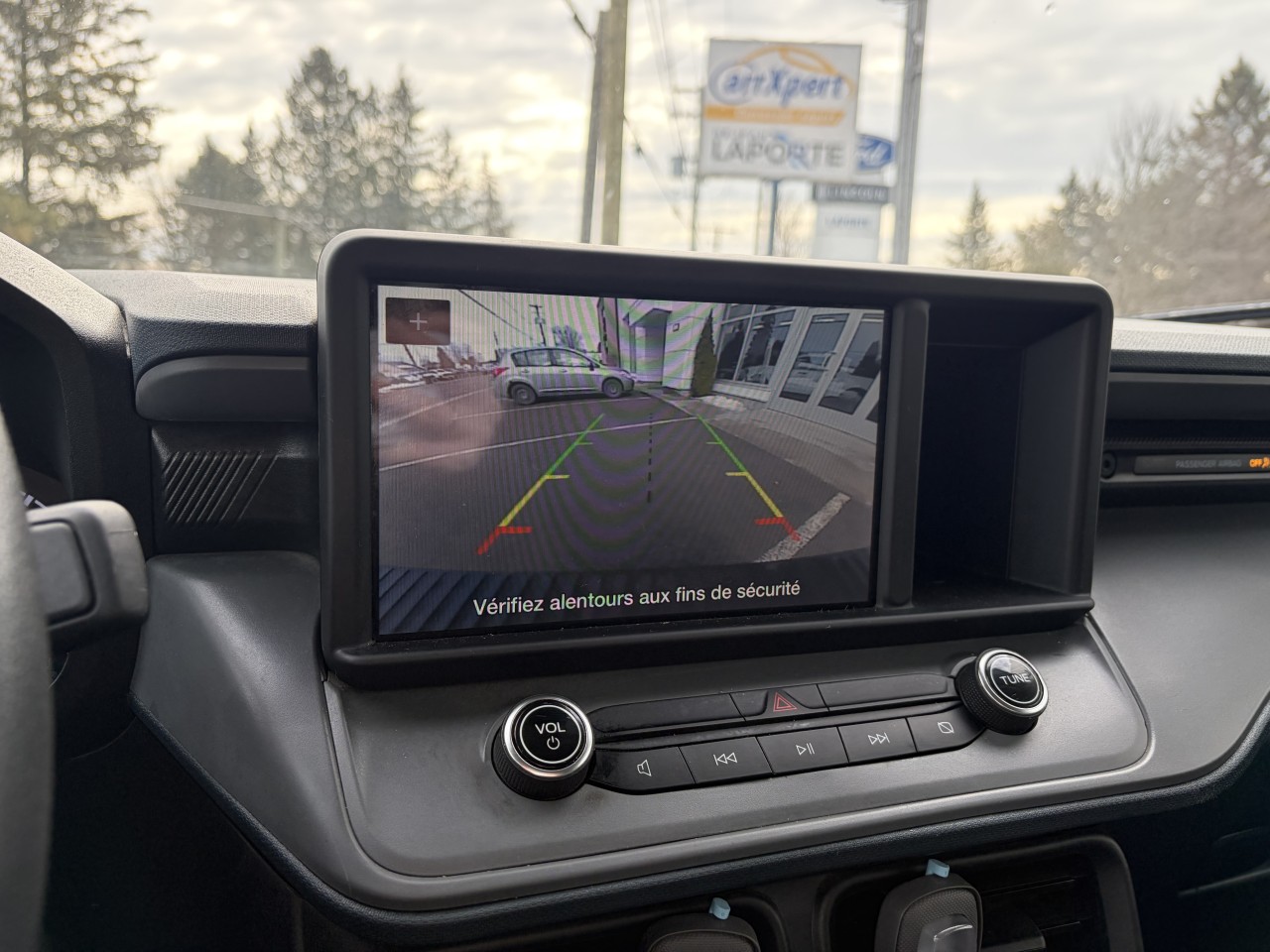 2024 Ford Maverick XL HYBRIDE Main Image