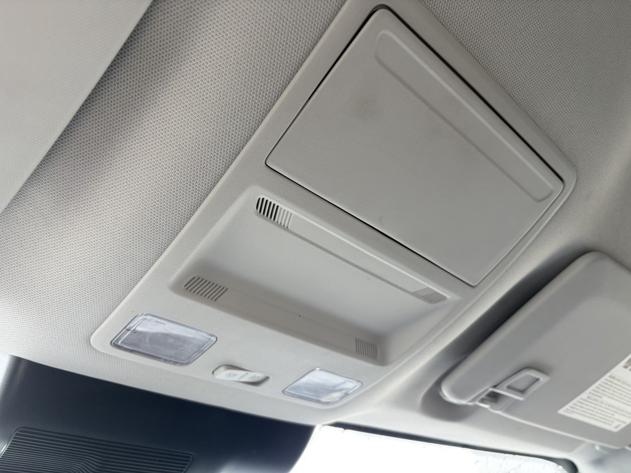 2024 Ford Maverick XL HYBRIDE Main Image