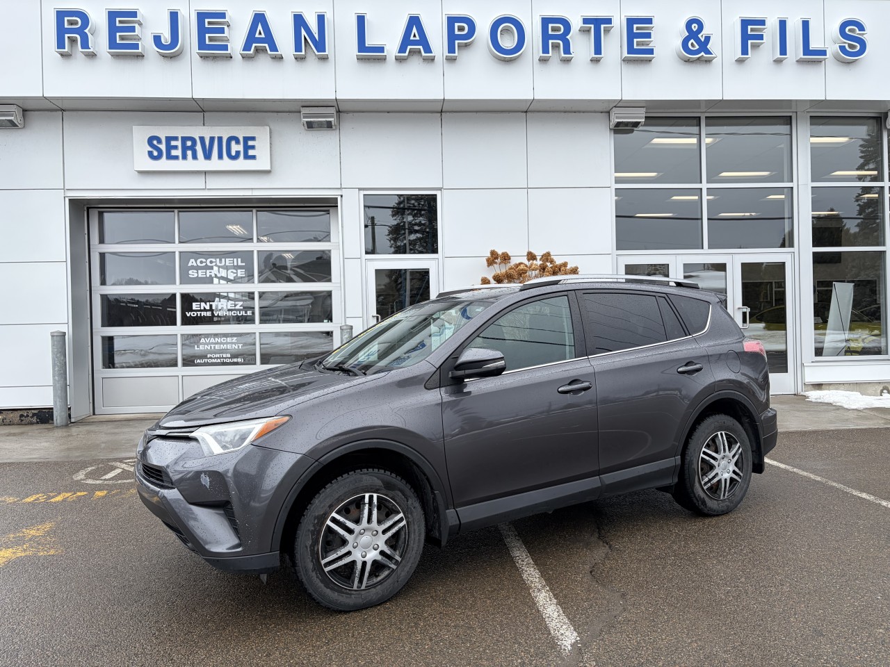 Toyota 2017 RAV4 LE - AWD CAMÉRA RECUL BLUETOOTH RÉGULATEUR DE VITESSE