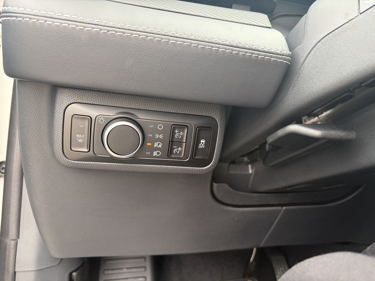 2025 Ford Mustang Mach-E PREMIUM BATTERIE LONGUE DURÉE Main Image