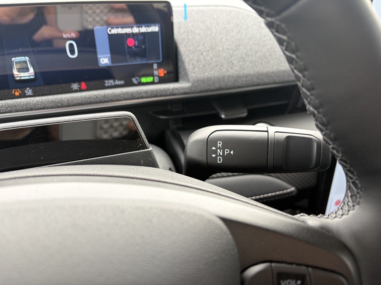 2025 Ford Mustang Mach-E PREMIUM BATTERIE LONGUE DURÉE Main Image