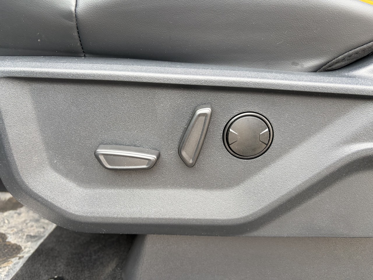 2026 Ford F-150 TREMOR TOIT OUVRANT 402A CUIR Main Image