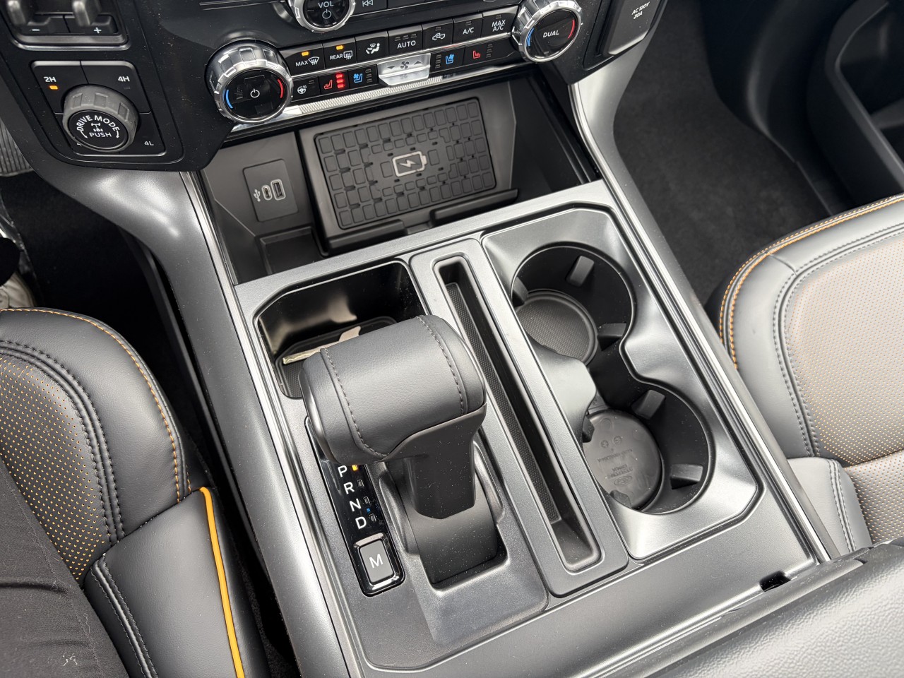 2026 Ford F-150 TREMOR TOIT OUVRANT 402A CUIR Main Image