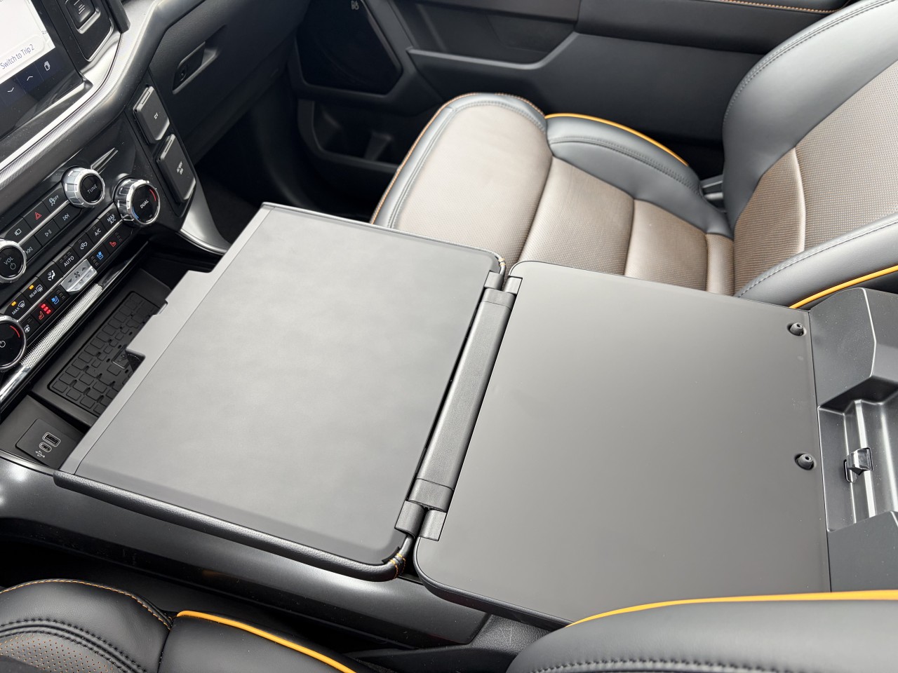 2026 Ford F-150 TREMOR TOIT OUVRANT 402A CUIR Main Image