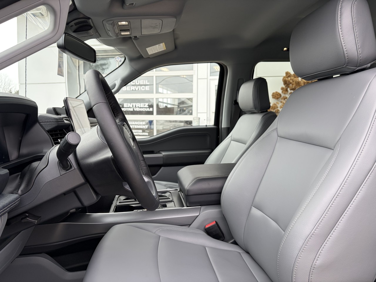 2025 Ford F-150 Lightning FLASH Main Image