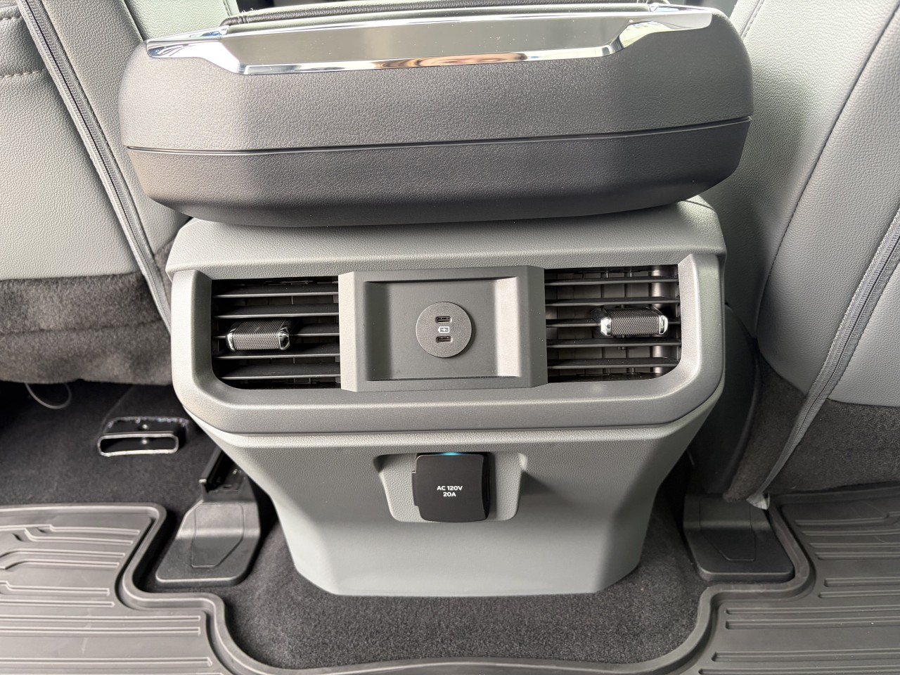 2025 Ford F-150 Lightning FLASH Main Image