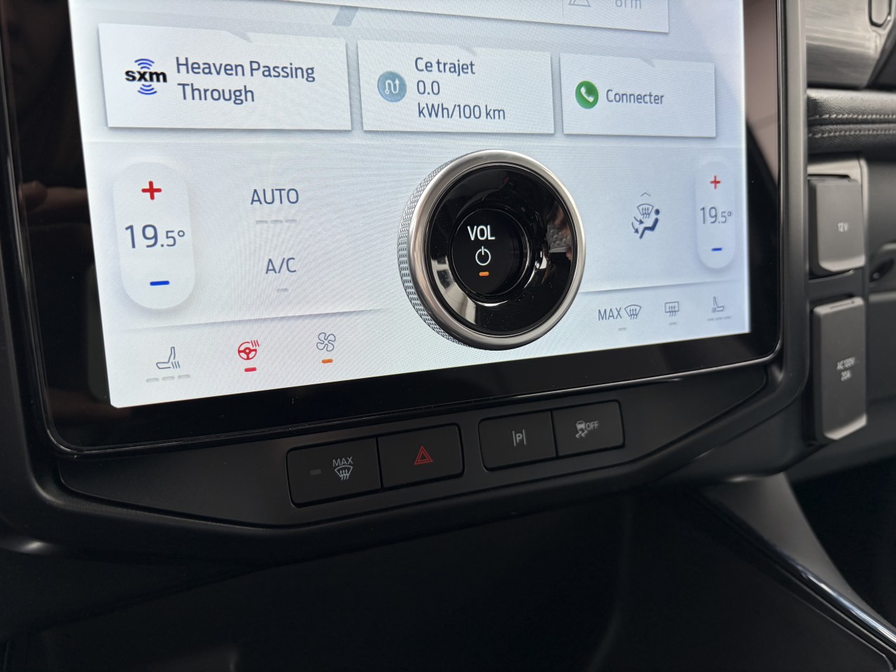 2025 Ford F-150 Lightning FLASH Main Image