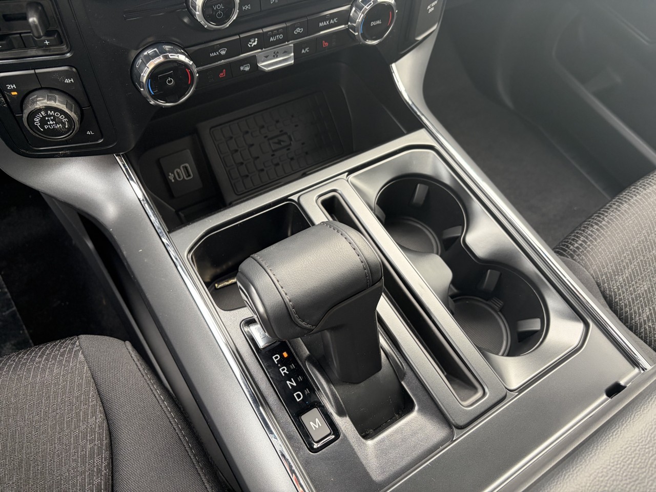 2026 Ford F-150 XLT Main Image