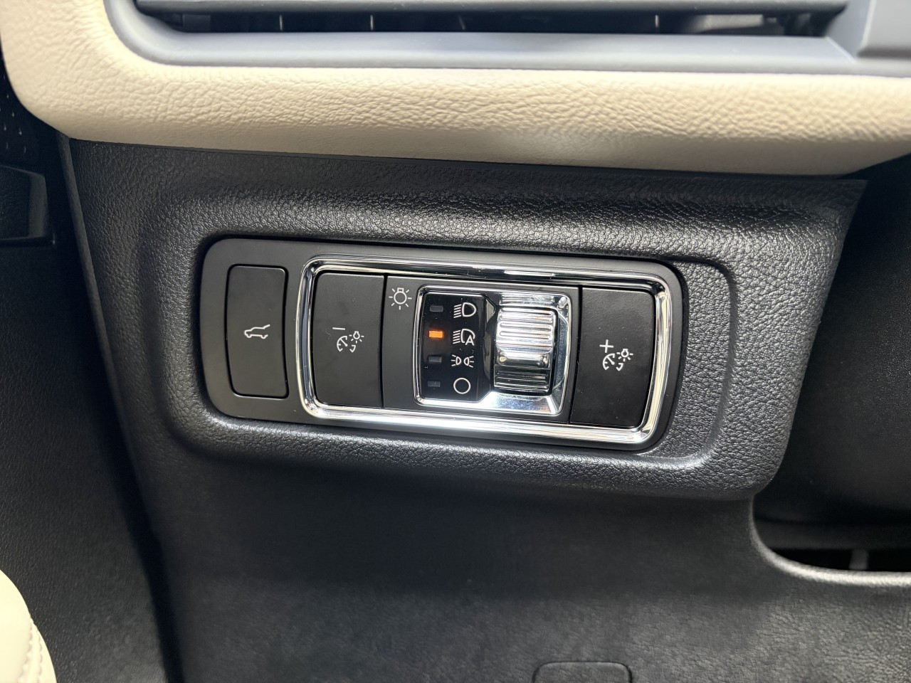 2026 Lincoln Corsair Reserve Main Image