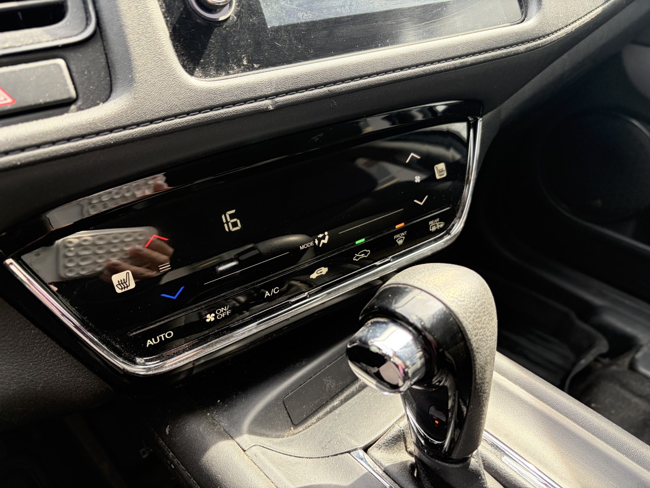 2022 Honda HR-V LX AWD Main Image