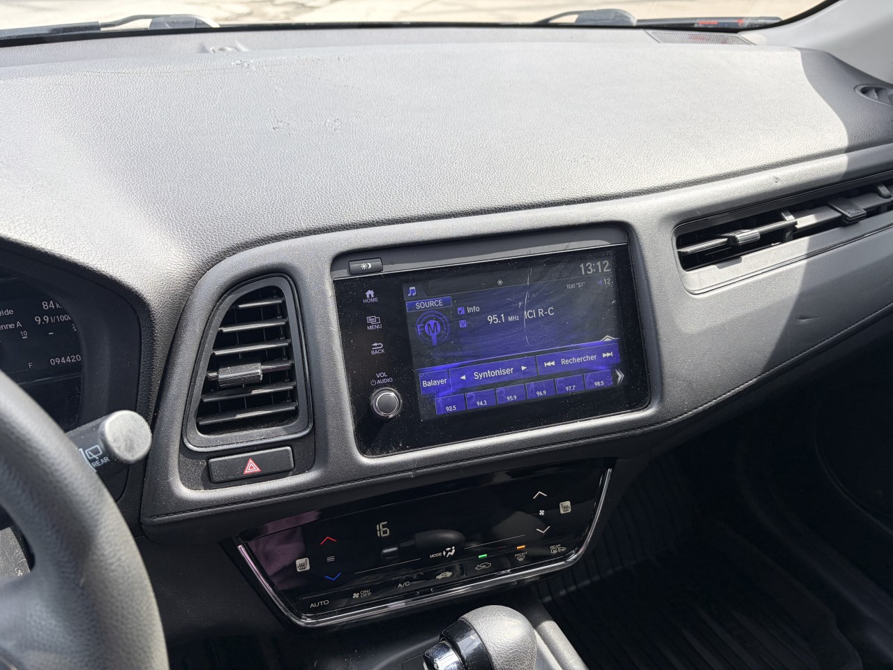 2022 Honda HR-V LX AWD Main Image