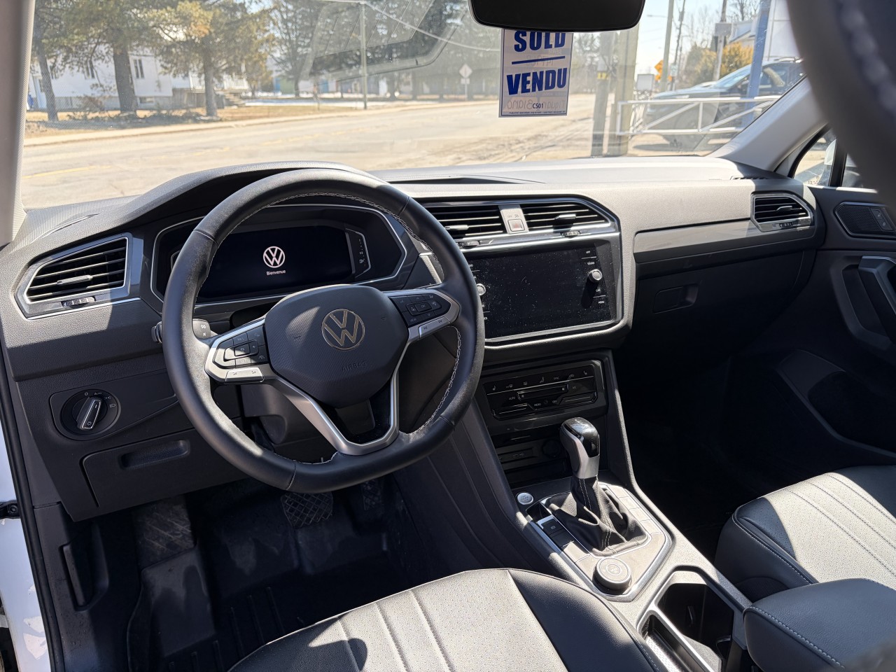 2024 Volkswagen Tiguan COMFORTLINE SIÈGES AVANT CHAUFFANT/VOLANT CHAUFFANT CAMÉRA DE RECUL Main Image