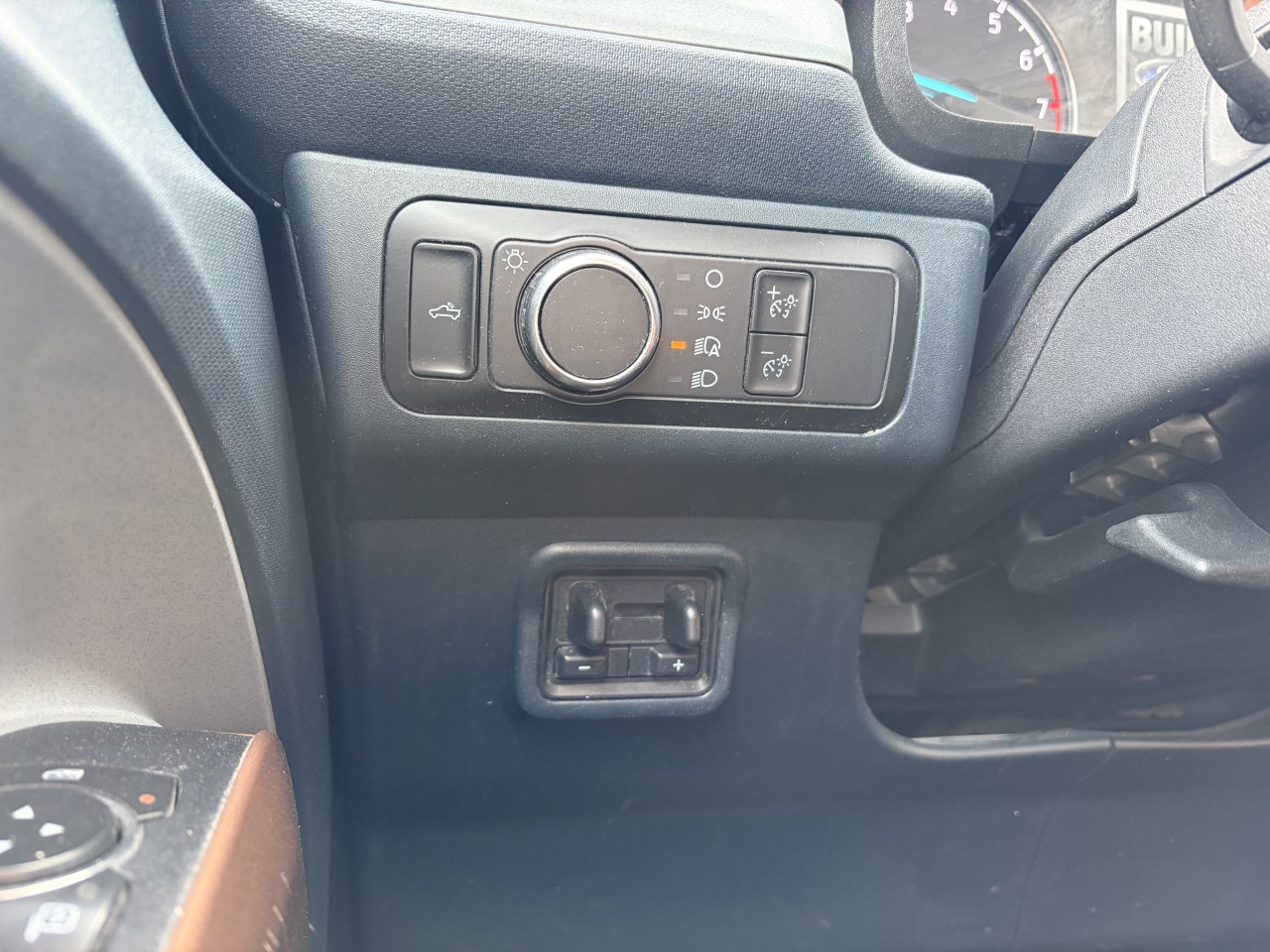 2022 Ford Maverick LARIAT Main Image