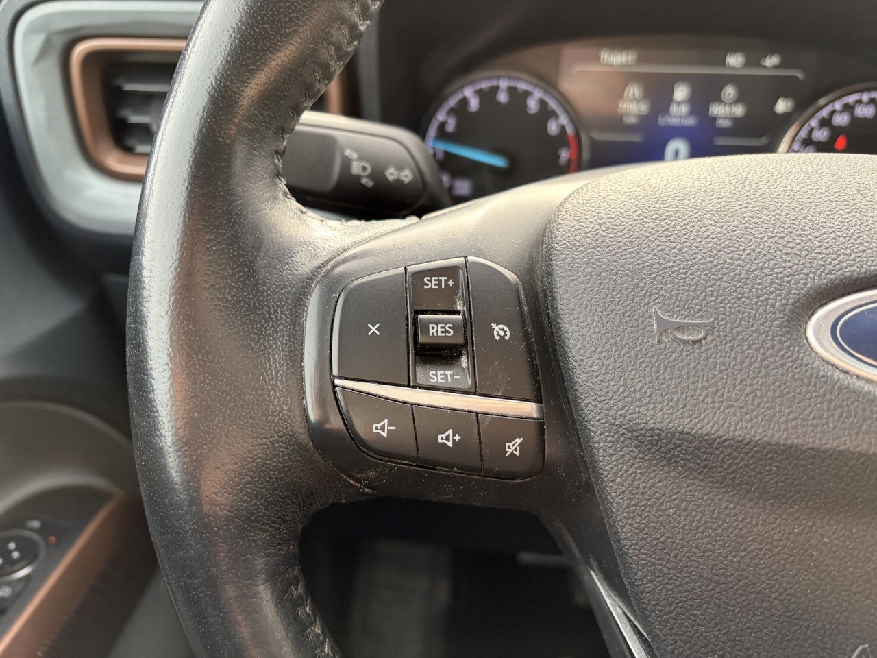 2022 Ford Maverick LARIAT Main Image