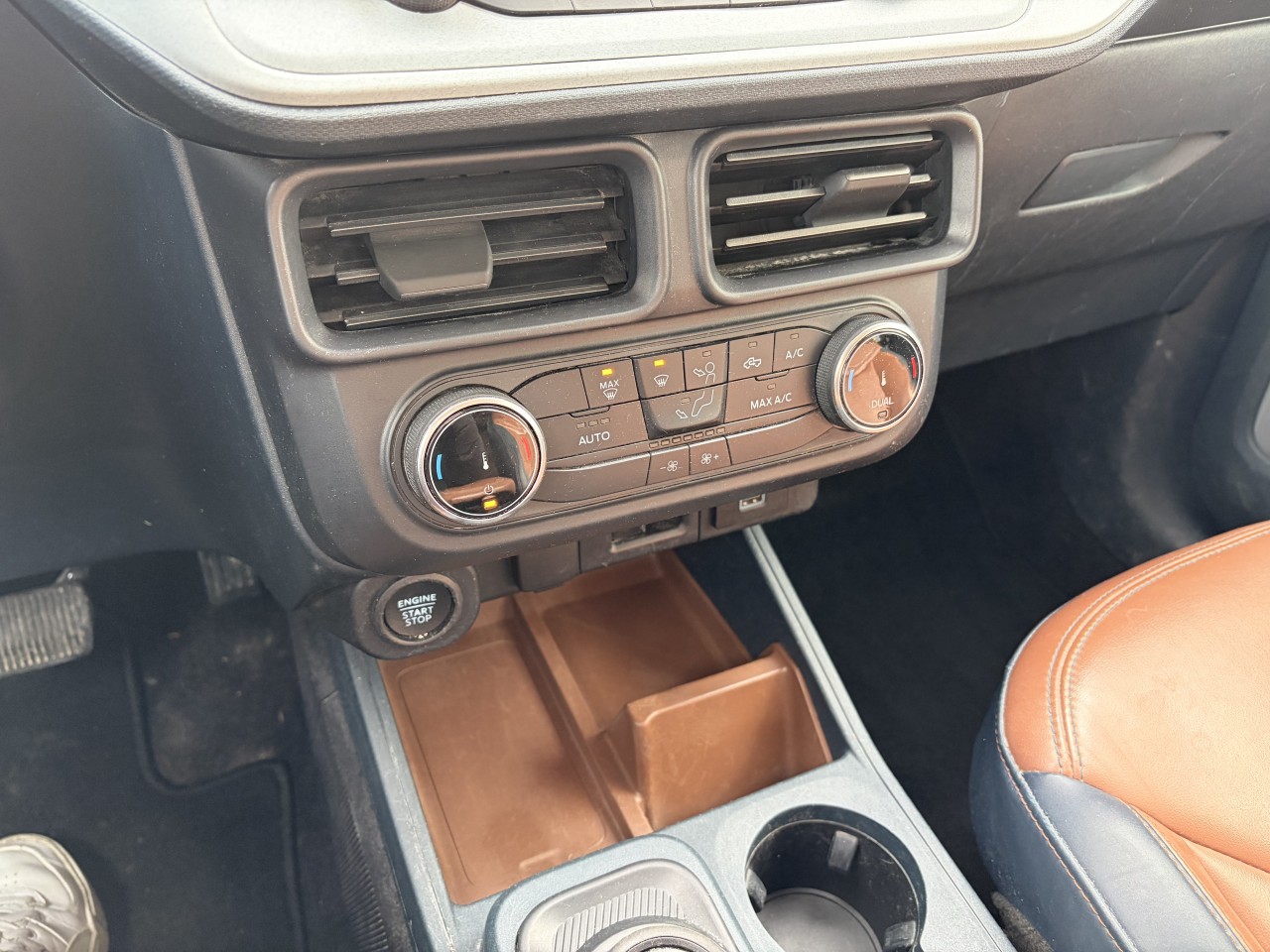 2022 Ford Maverick LARIAT Main Image