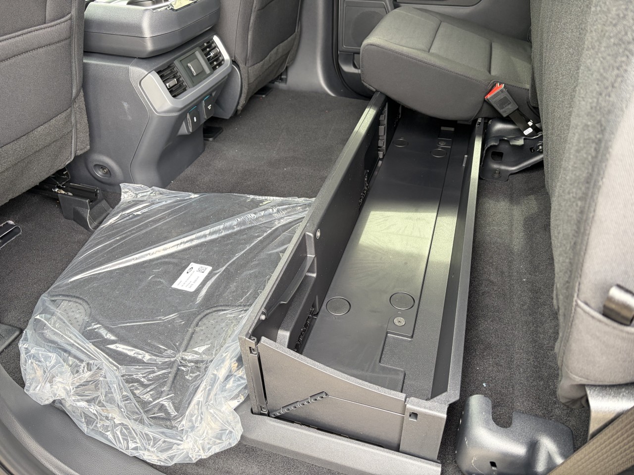 2026 Ford F-150 XLT POWERBOOST HYBRIDE 4X4 Main Image