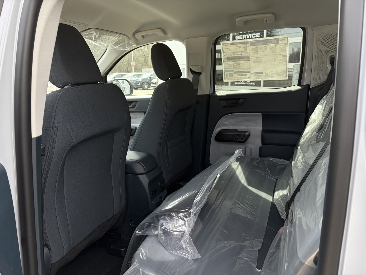 2026 Ford Maverick XLT AWD HYBRIDE ENSEMBLE REMORQUAGE 4K Main Image