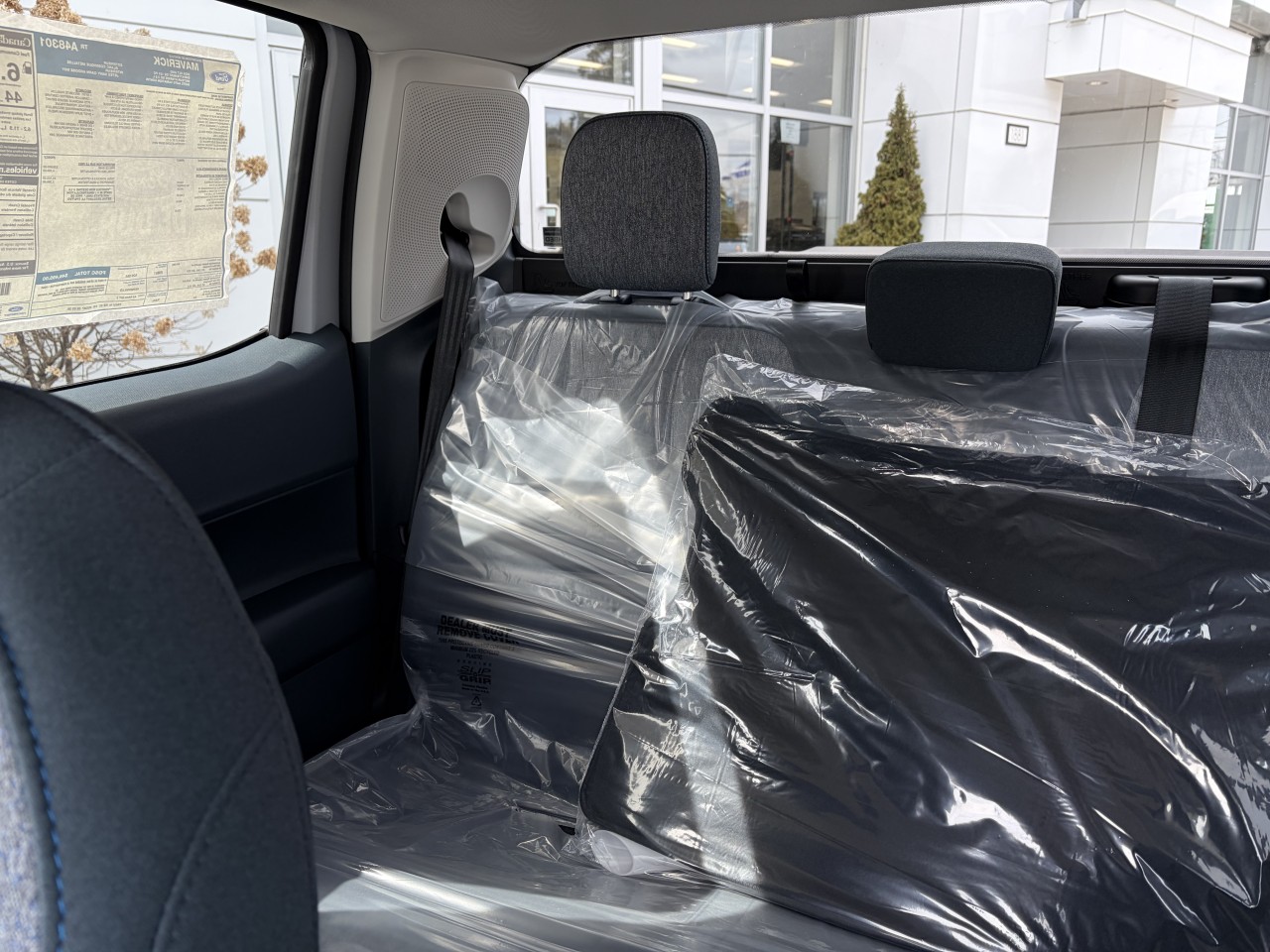 2026 Ford Maverick XLT AWD HYBRIDE ENSEMBLE REMORQUAGE 4K Main Image