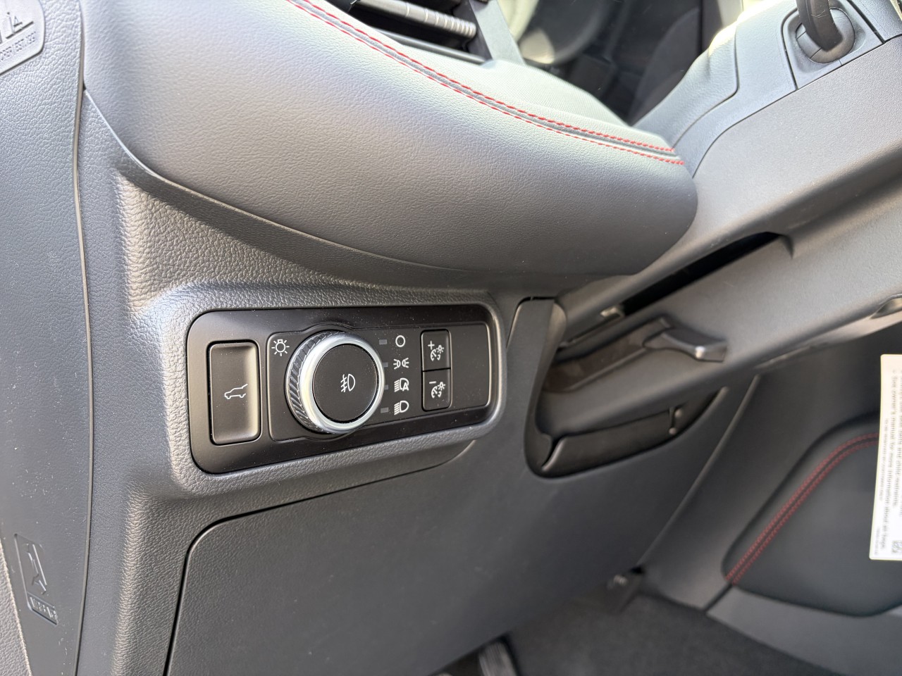 2026 Ford Explorer ST-Line Main Image