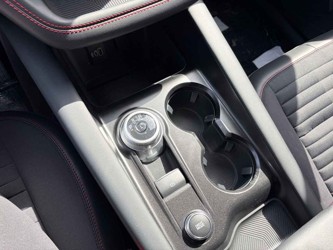 2026 Ford Explorer ST-Line Main Image