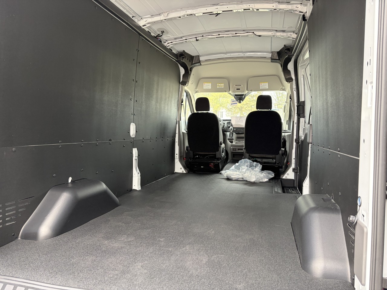 2026 Ford Transit-250 T-250 148" Med Rf 9070 GVWR AWD Main Image