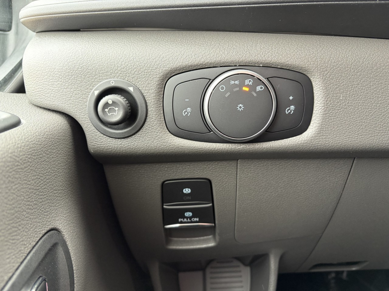 2026 Ford Transit-250 T-250 148" Med Rf 9070 GVWR AWD Main Image