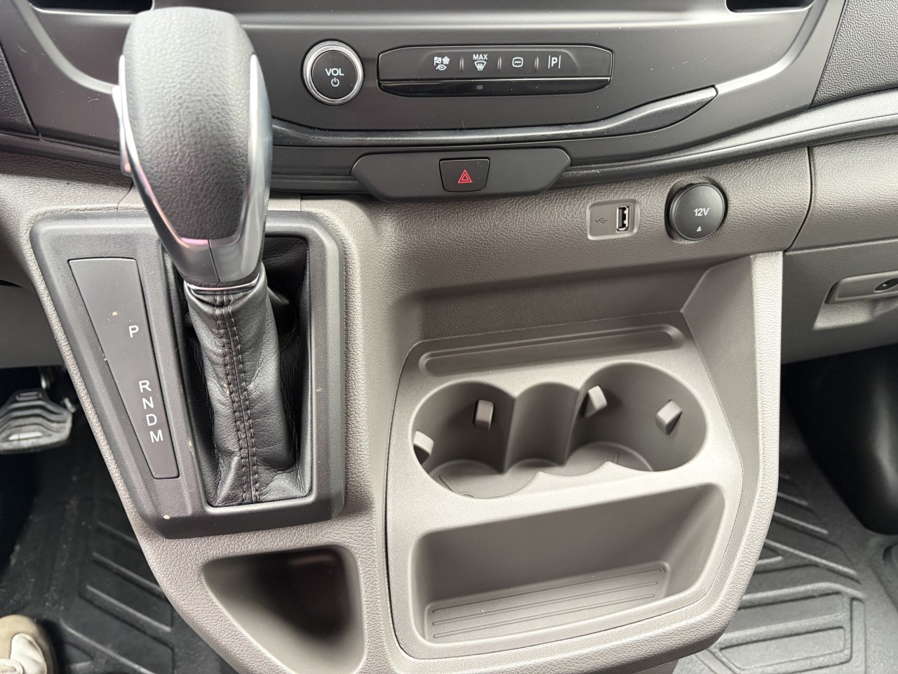 2026 Ford Transit-250 T-250 148" Med Rf 9070 GVWR AWD Main Image