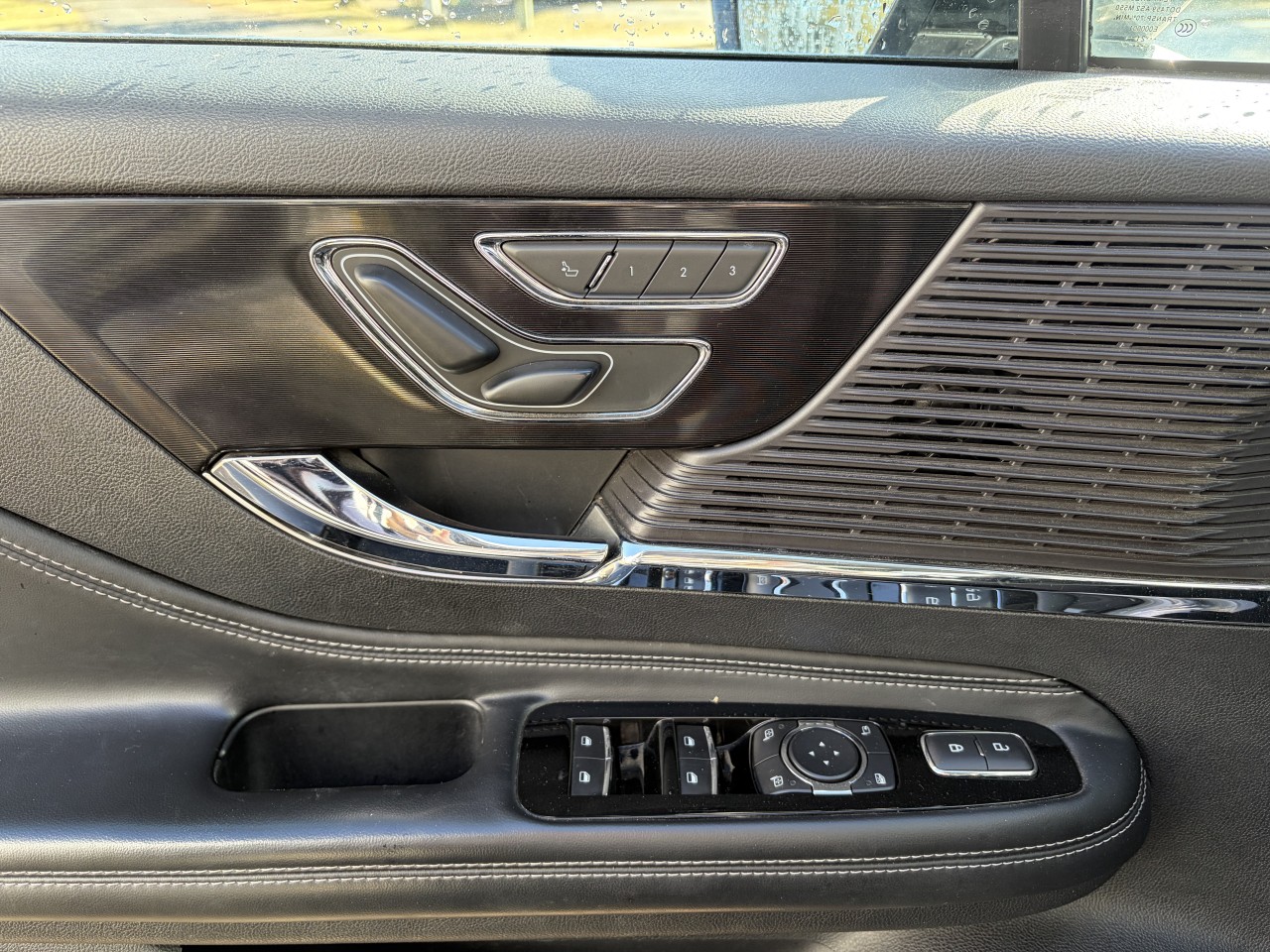 2022 Lincoln Corsair RESERVE CUIR AWD ENSEMBLE REMORQUAGE Main Image