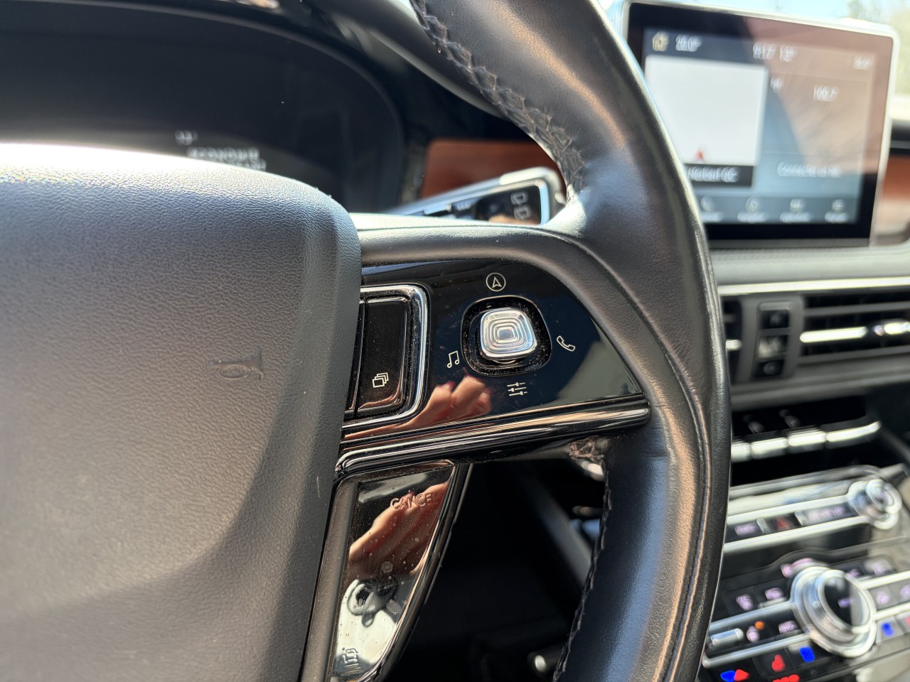 2022 Lincoln Corsair RESERVE CUIR AWD ENSEMBLE REMORQUAGE Main Image