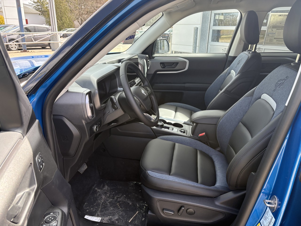 2026 Ford Bronco Sport Outer Banks Main Image