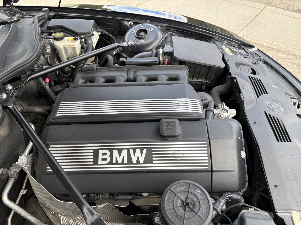 2005 BMW Z4 3.0i Main Image