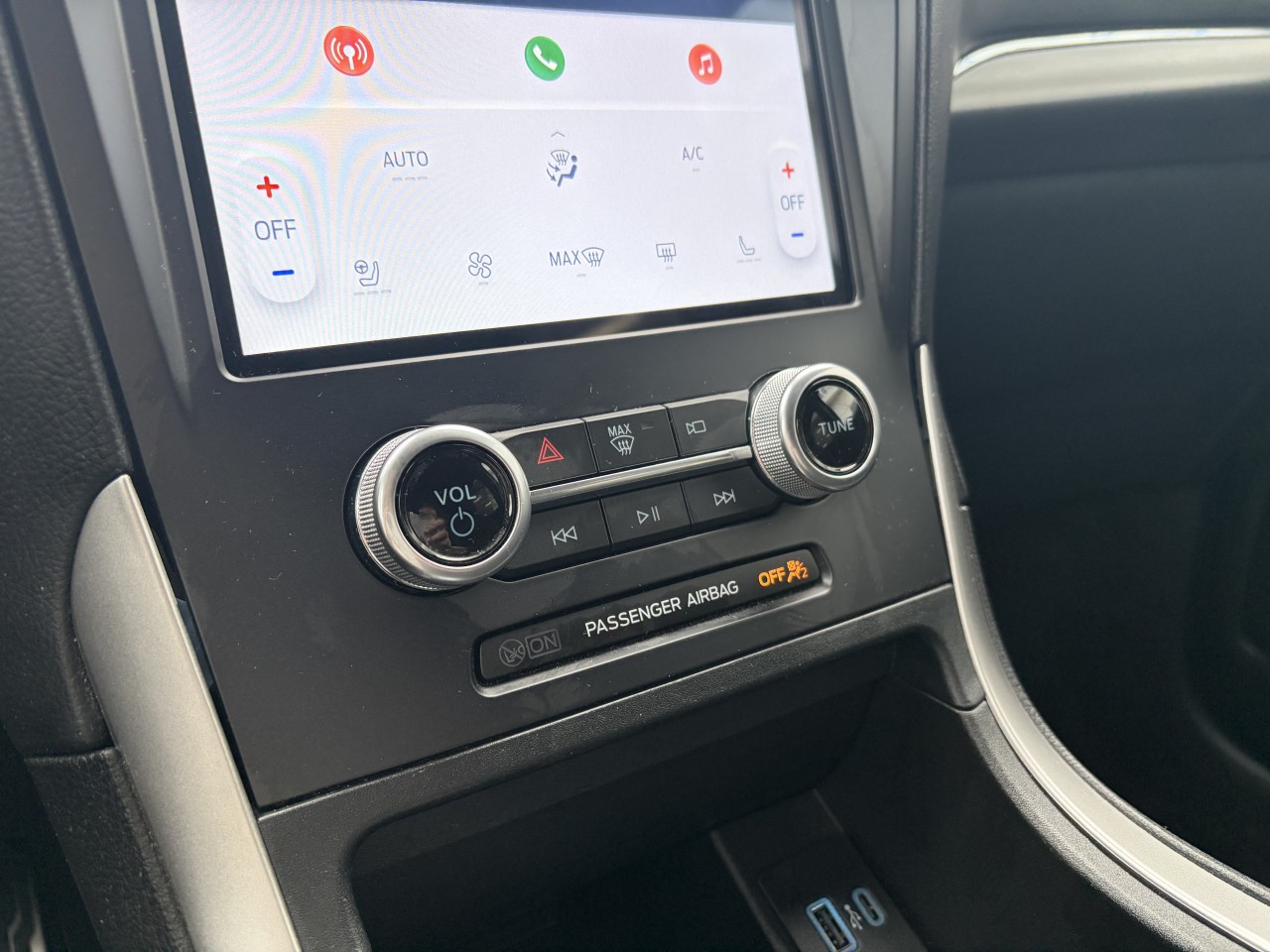 2022 Ford Edge ST LINE AWD ENSEMBLE REMORQUAGE Main Image