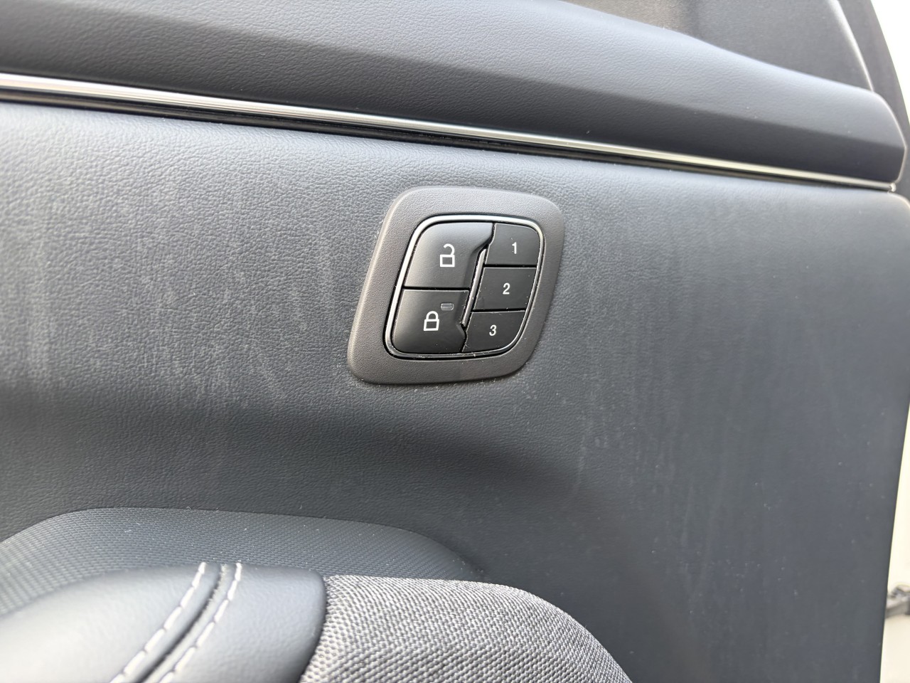 2021 Ford Mustang Mach-E PREMIUM AWD BATTERIE LOBGUE DURÉE Main Image