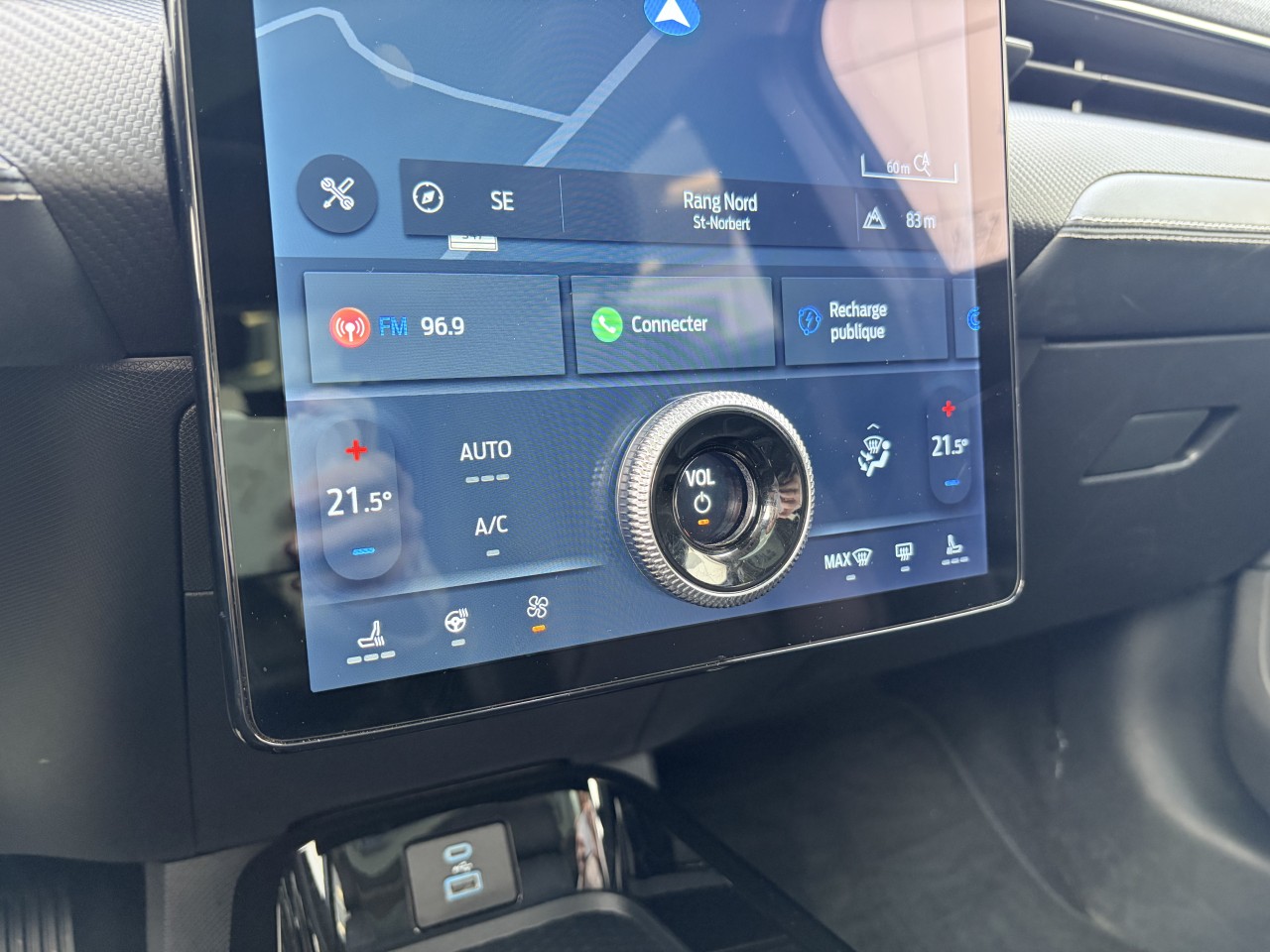 2021 Ford Mustang Mach-E PREMIUM AWD BATTERIE LOBGUE DURÉE Main Image