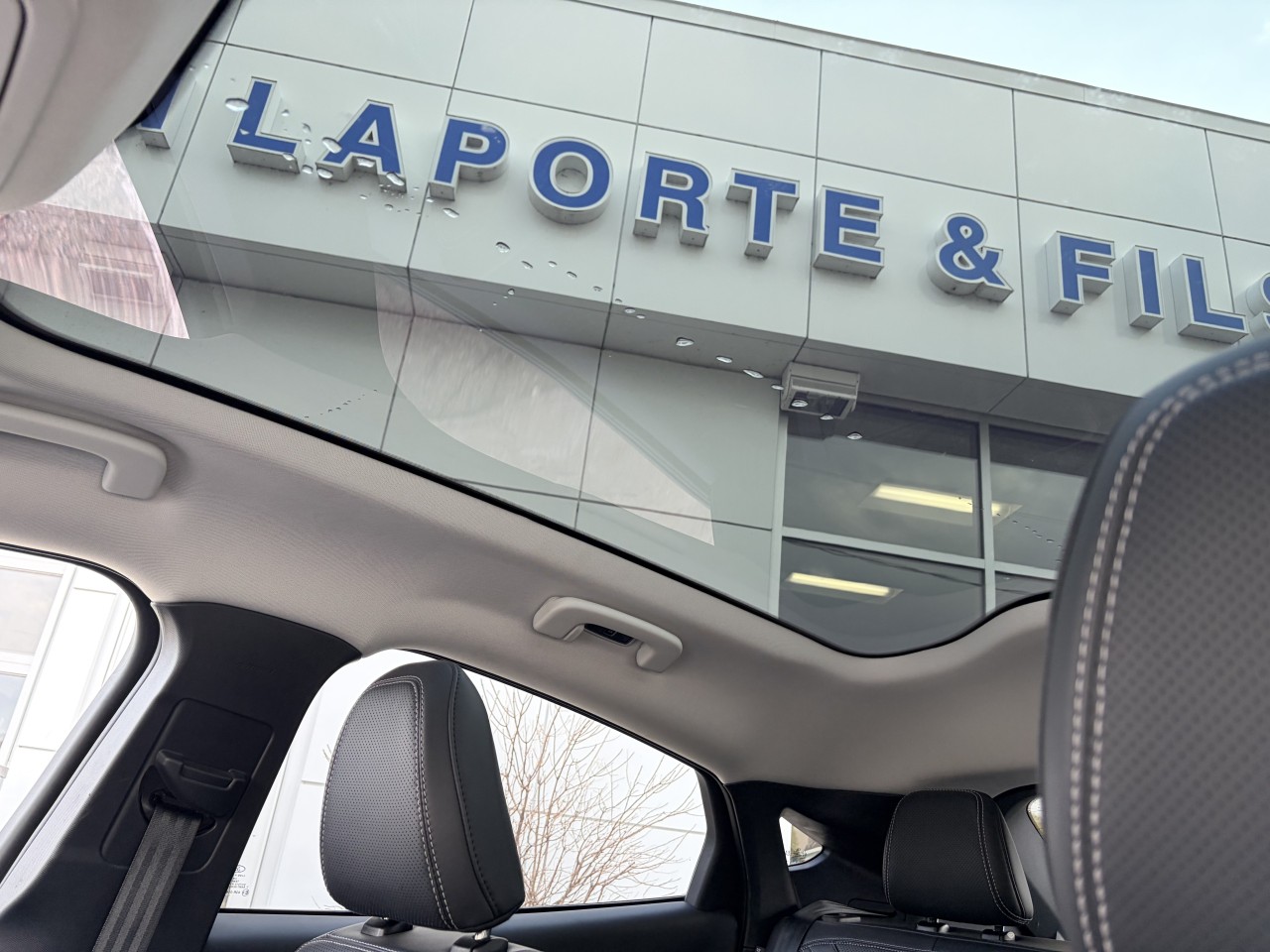 2021 Ford Mustang Mach-E PREMIUM AWD BATTERIE LOBGUE DURÉE Main Image