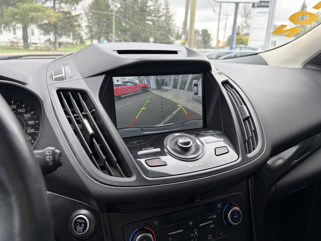 2017 Ford Escape TITANIUM AWD 2.0L, CUIR, GPS, TOIT PANO SYNC3 CAMÉRA DE RECUL Main Image